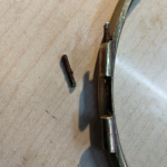 Bisagra de un reloj