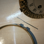 Bisagra de un reloj