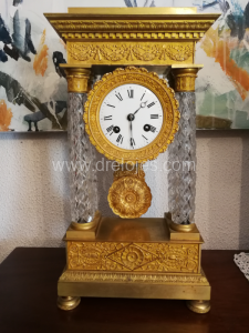 Reloj de pórtico