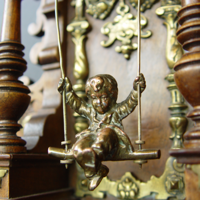 automaton clock