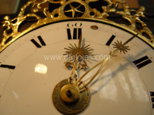 Dial reloj antiguo