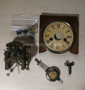 Reparación de relojes de pared con péndulo